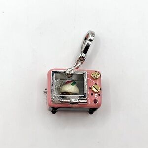 Juicy Couture cupcake in oven charm